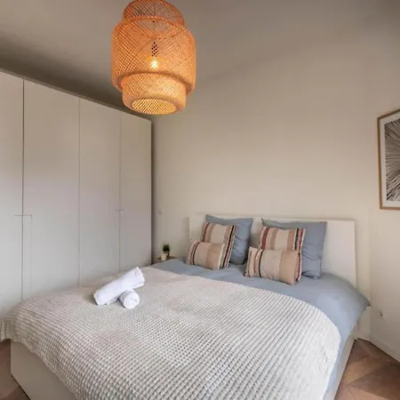 Amsterdam City Apartment Near Museum District & Vondelpark *