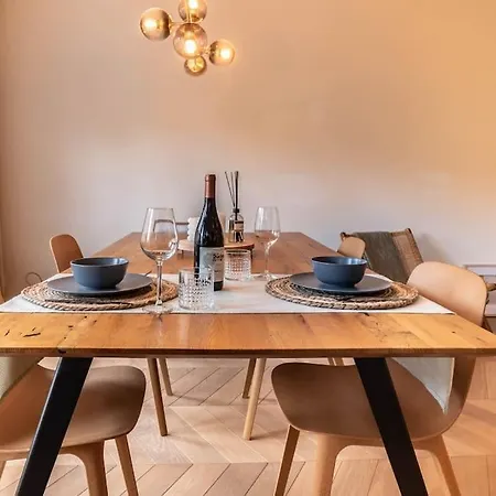 Luxe Gerenoveerd In Oud-zuid Daire