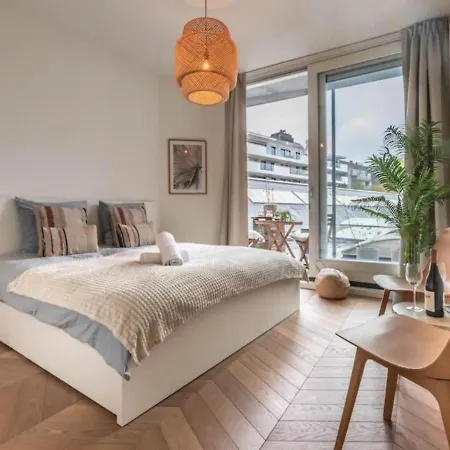 Amsterdam City Apartment Near Museum District & Vondelpark With View * Amsterdam