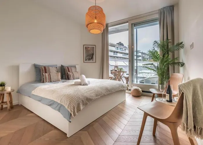 Amsterdam City Apartment Near Museum District & Vondelpark With View * Amsterdam