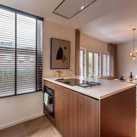 Apartamento Luxe Gerenoveerd In Oud-zuid *