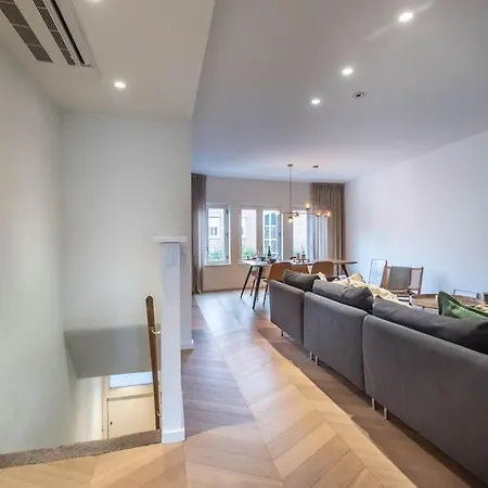 Luxe Gerenoveerd In Oud-zuid * Amesterdão